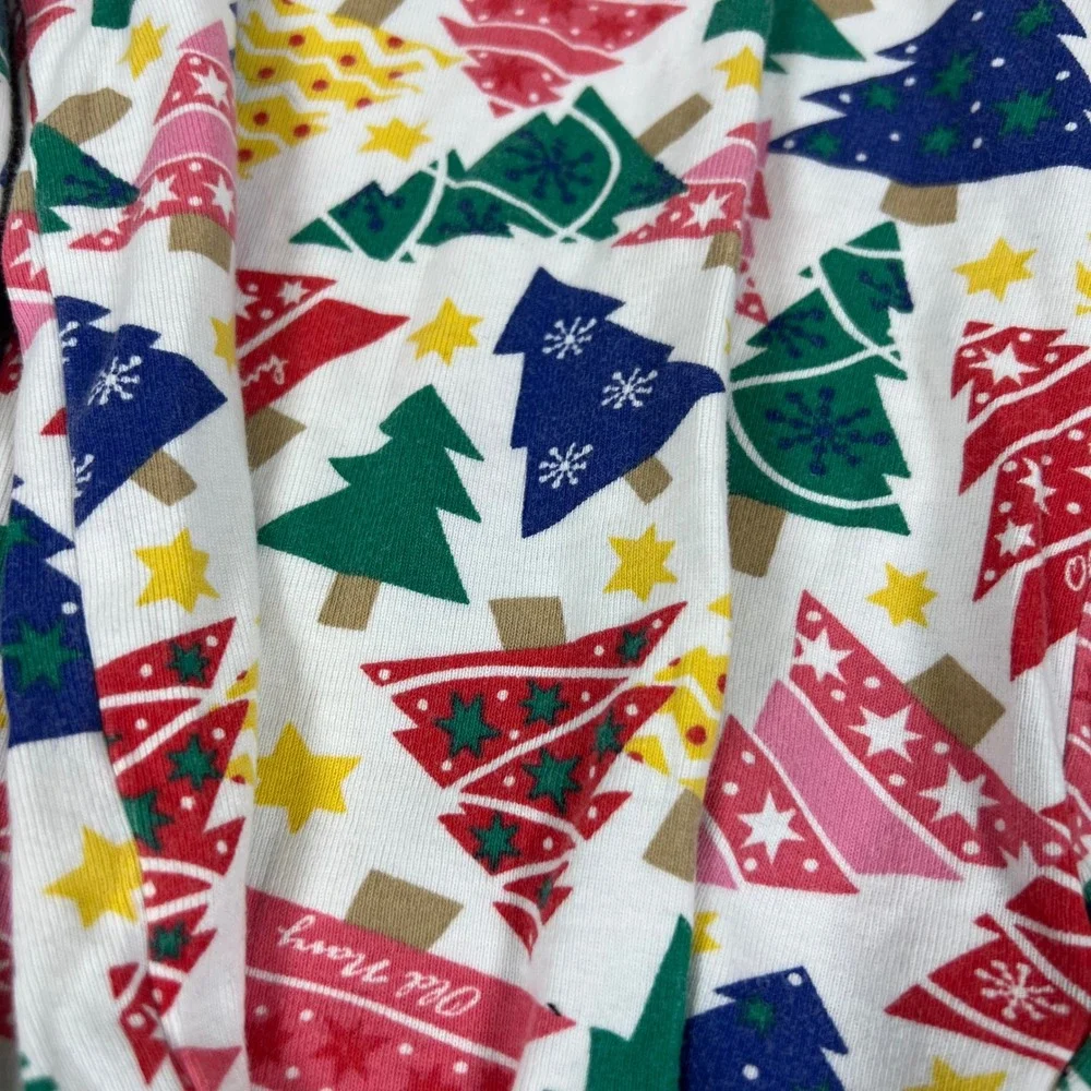 Old Navy Kids Unisex Christmas Tree Pajama Set White Red Green Size S 6 Holiday